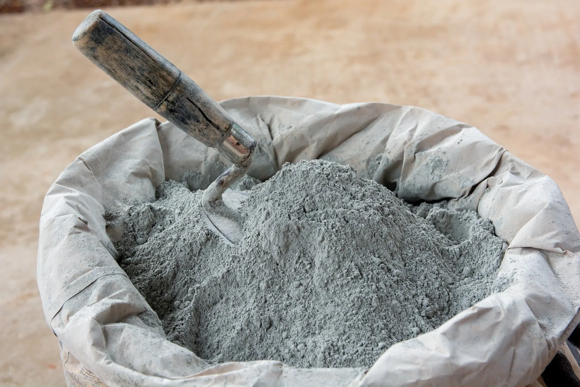 CEMENT