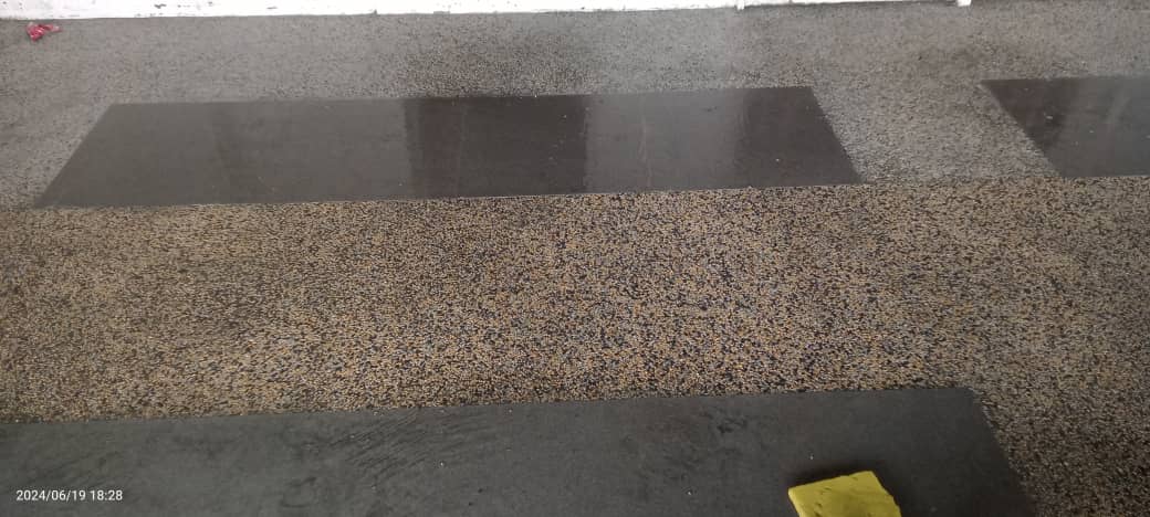 FLOOR