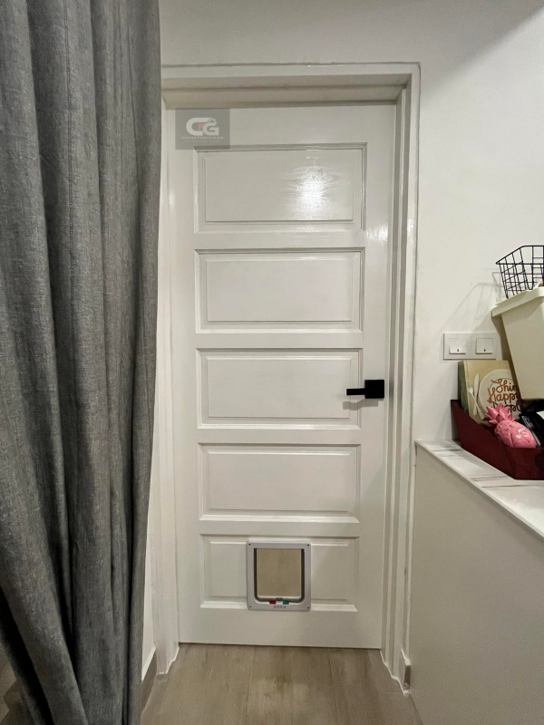 DOOR