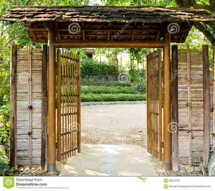 BAMBOO DOORS