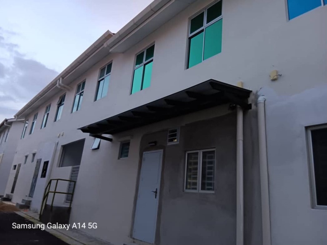AWNING TAMAN PULAI MUTIARA