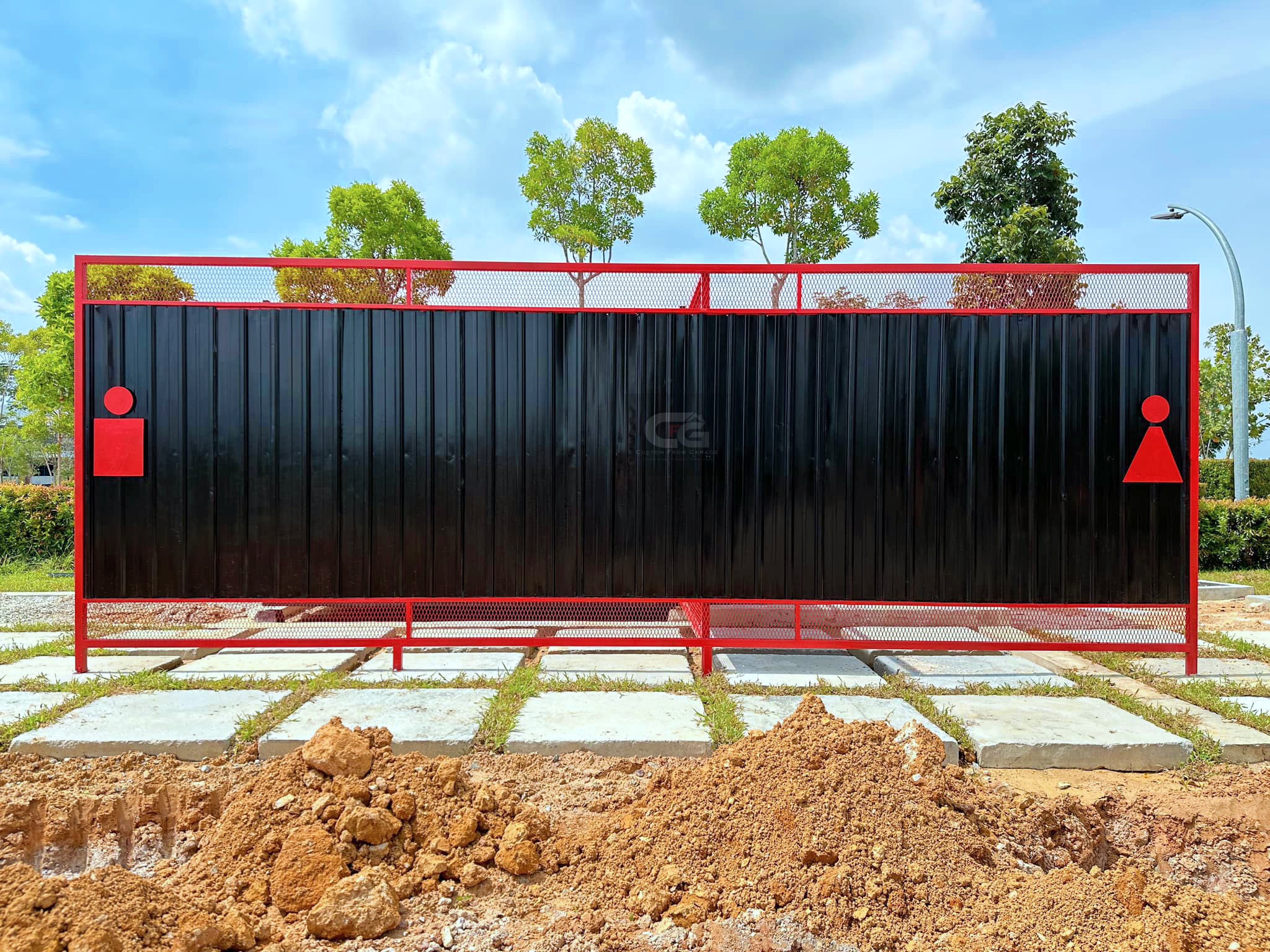 CONTAINER