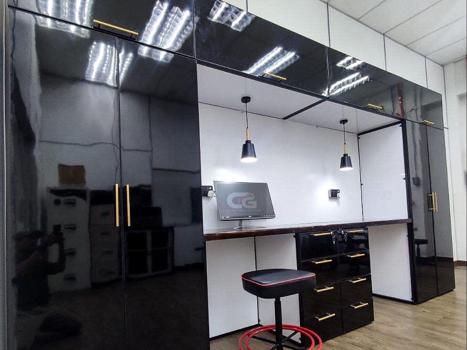 WORKPLACE CUSTOM MADE