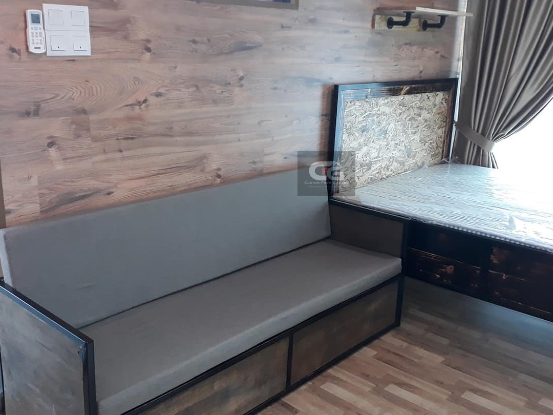 CONTAINER HOMESTAY