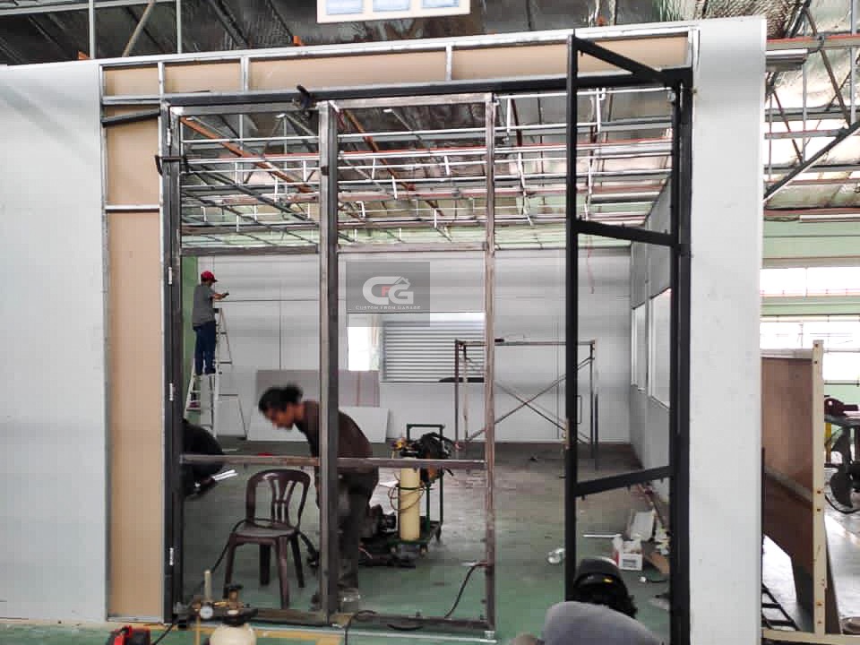 WALL PARTITION