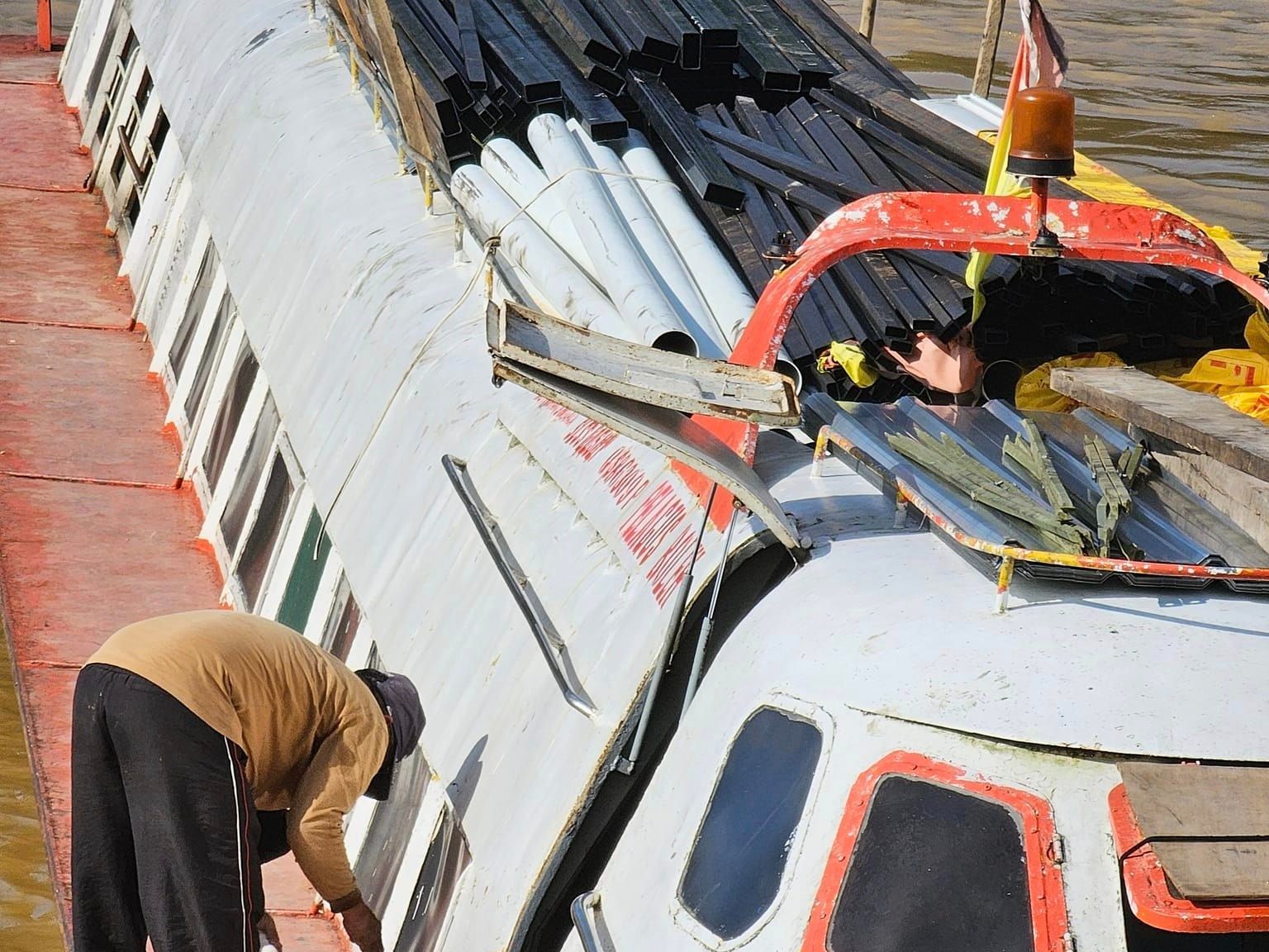 Construction Futsal Field Nanga Merit