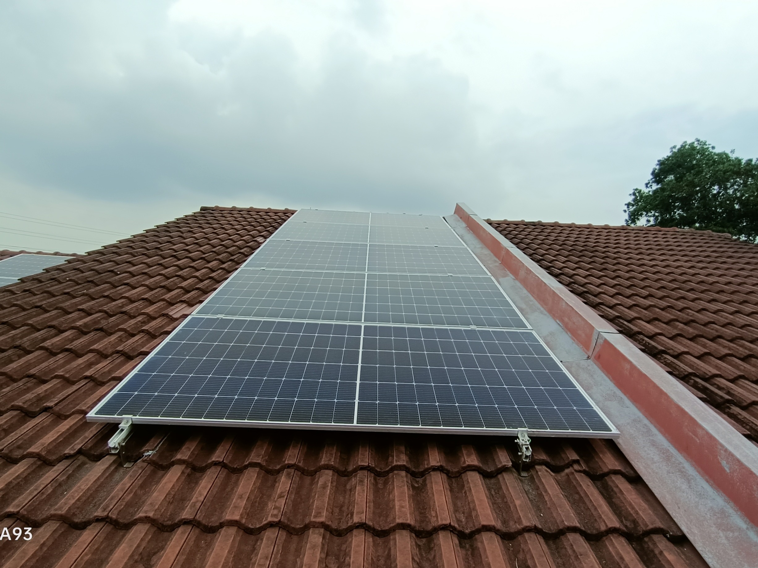 4.95KWP SOLAR INSTALLATION HOUSING BOARD