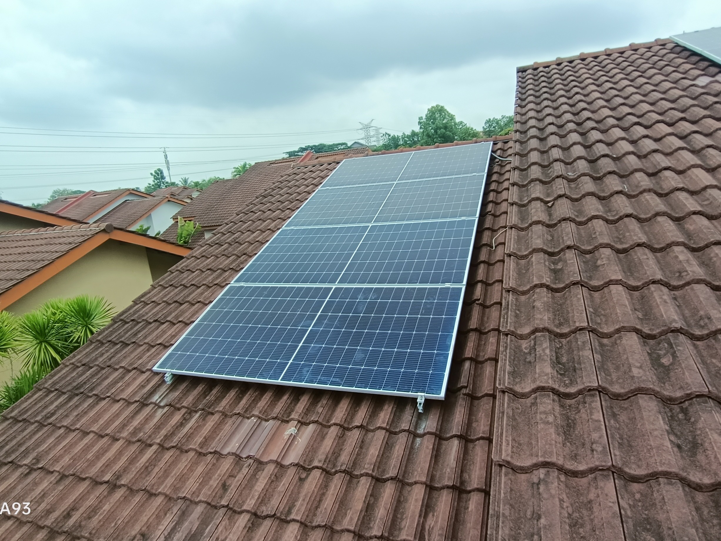 4.95KWP SOLAR INSTALLATION HOUSING BOARD