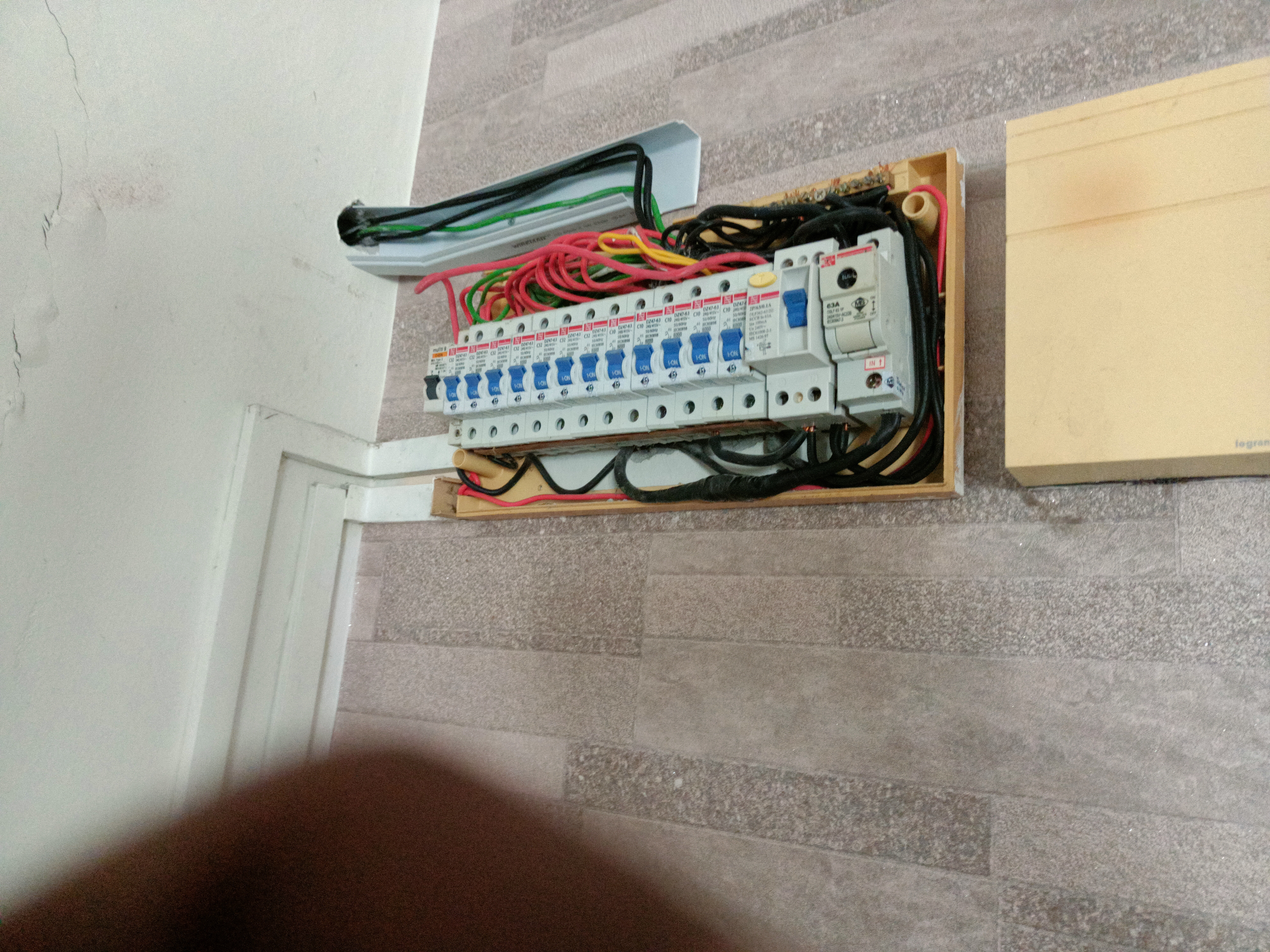 4.95KWP SOLAR INSTALLATION HOUSING BOARD