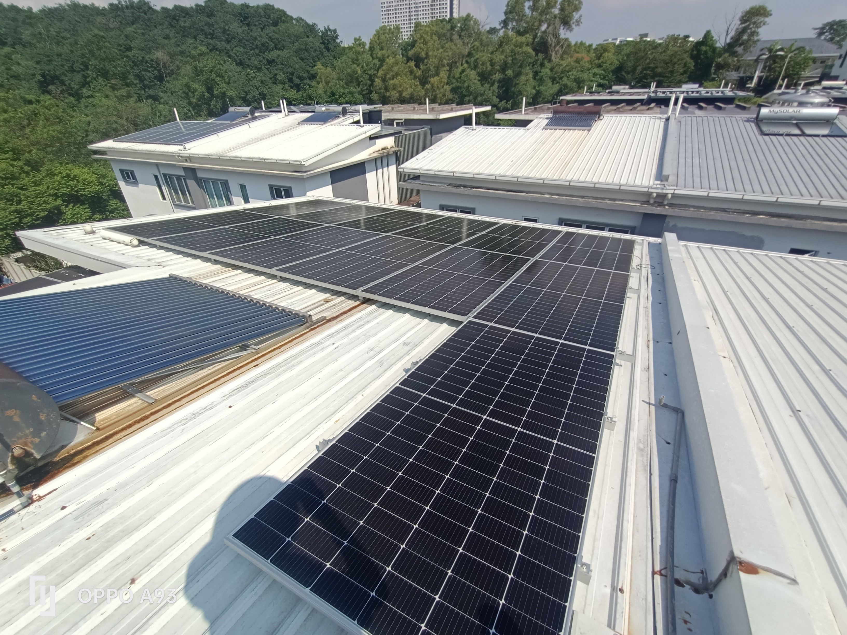 11 kWp TRINA SOLAR INSTALLATION HOUSING BOARD