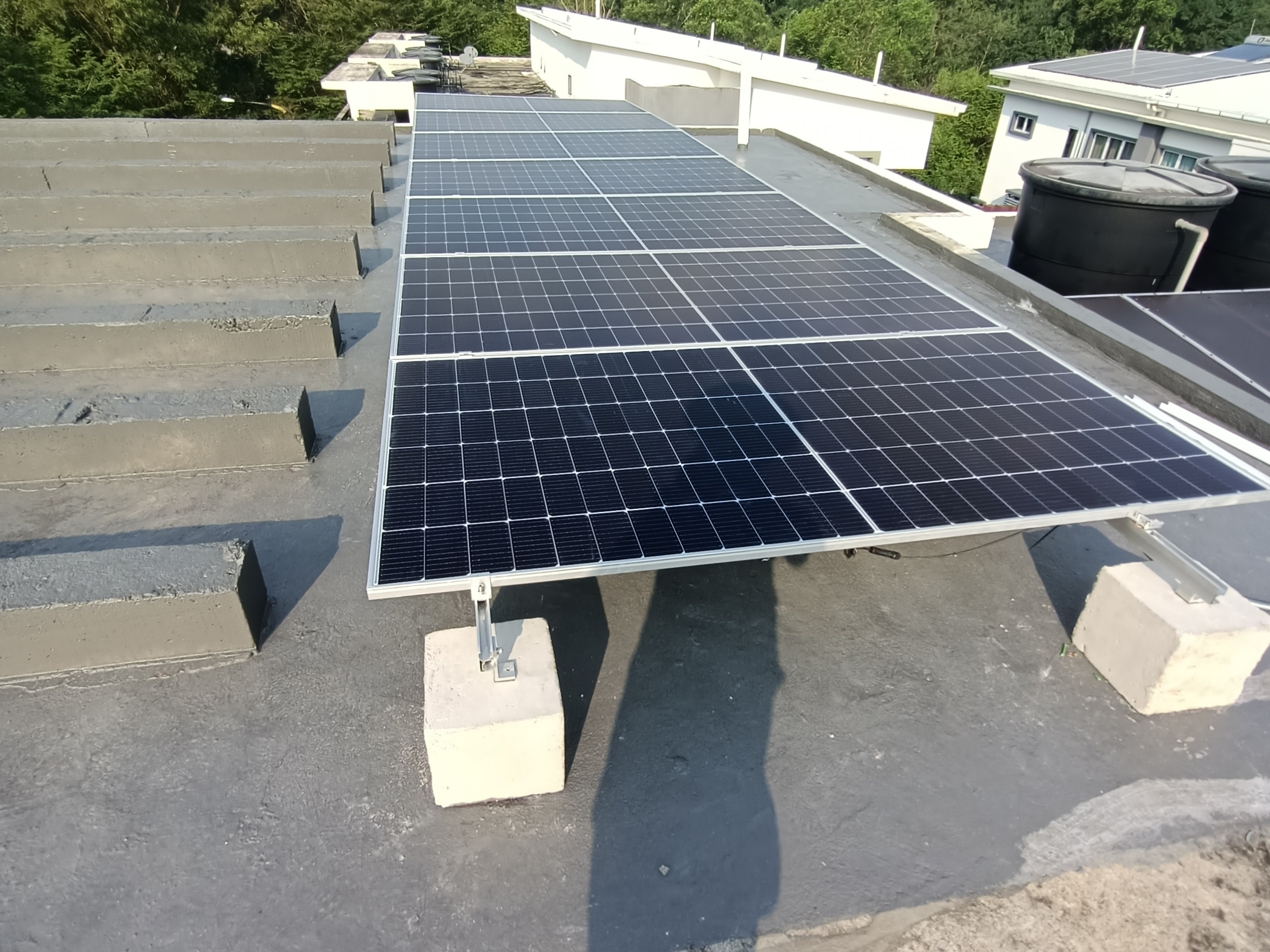 11 kWp TRINA SOLAR INSTALLATION HOUSING BOARD
