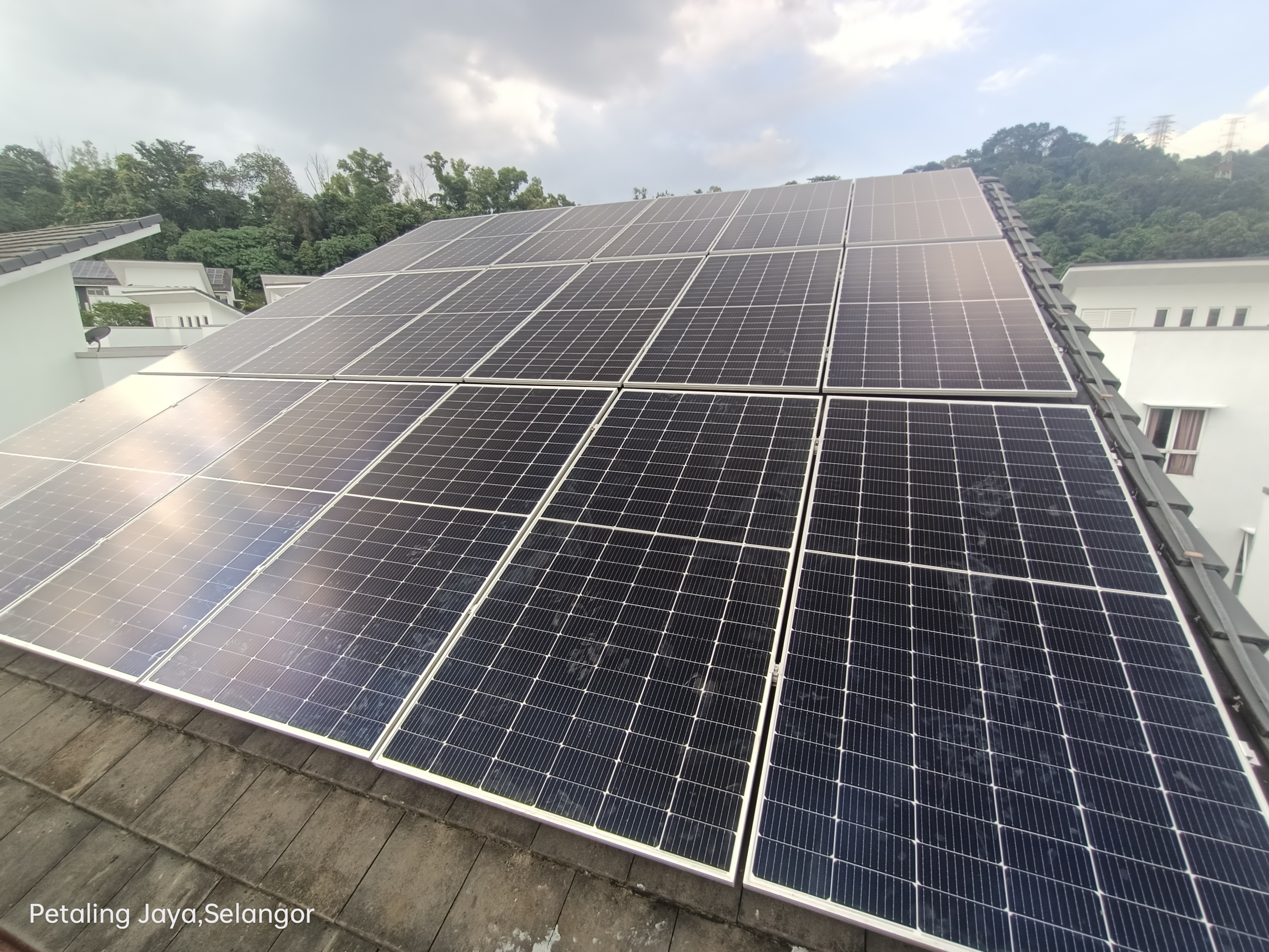 11.55KWP SOLAR INSTALLATION HOUSING BOARD