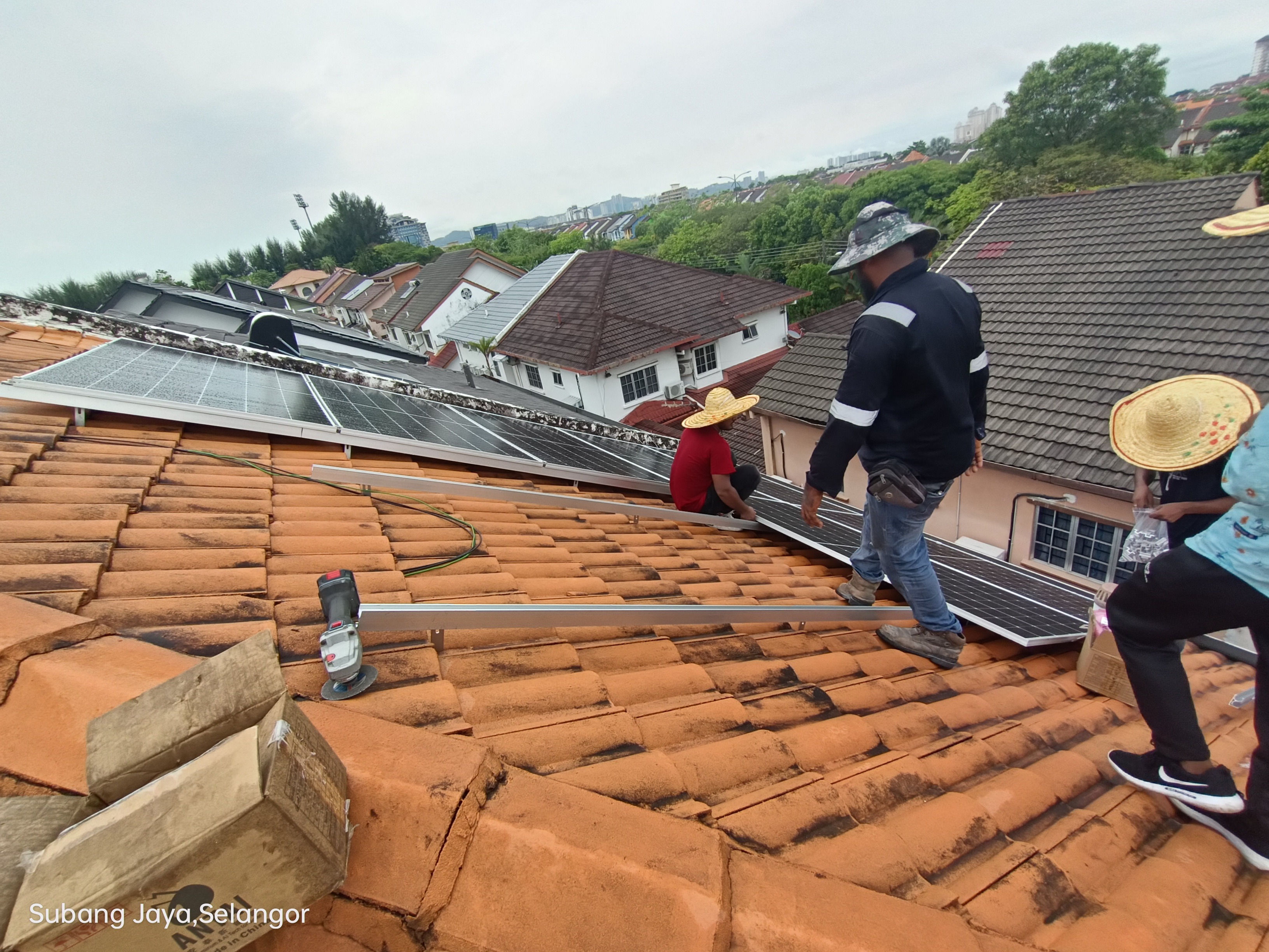 8.88KWP RESIDENTIAL SOLAR INSTALLATION
