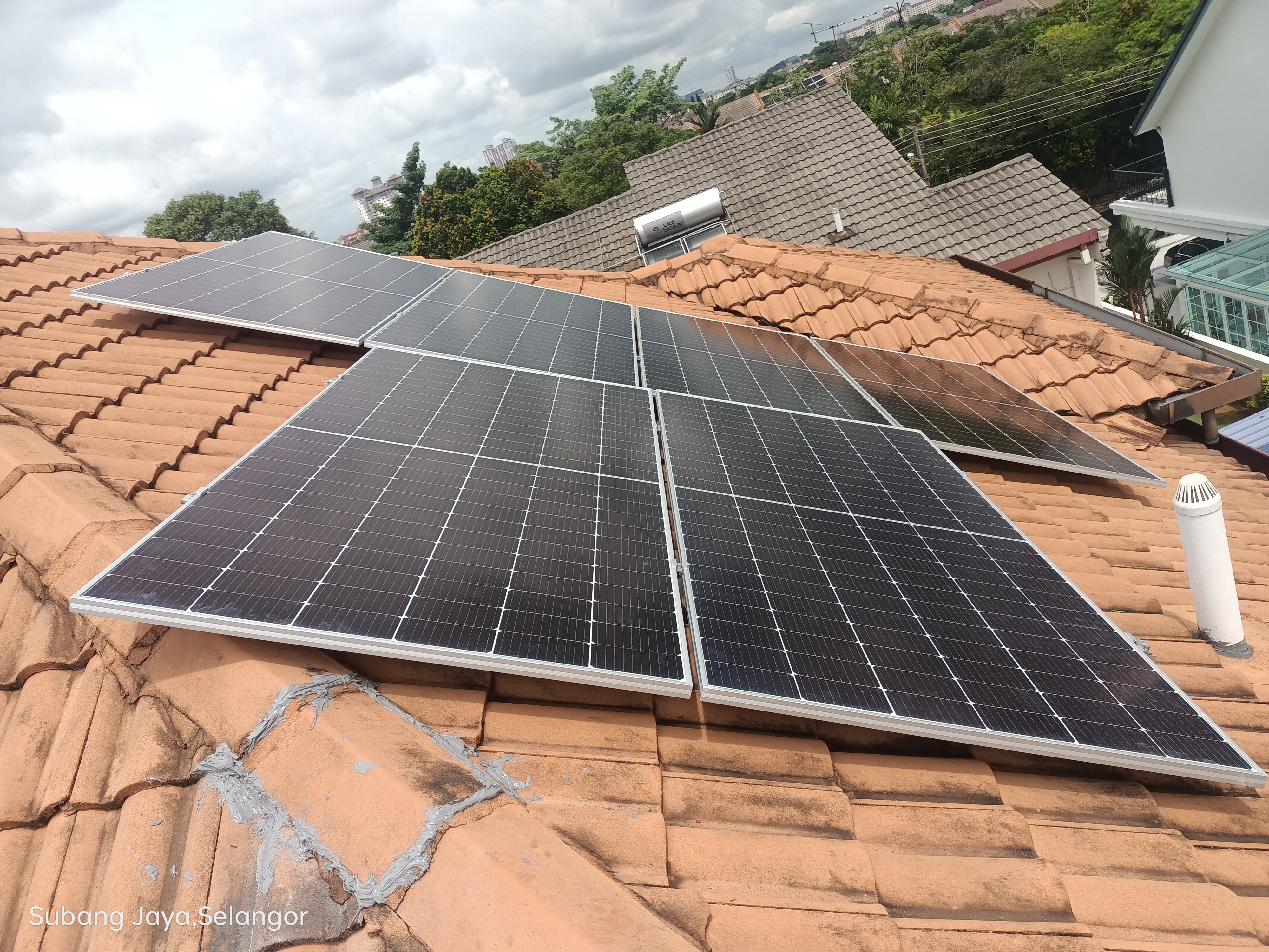 8.88KWP RESIDENTIAL SOLAR INSTALLATION