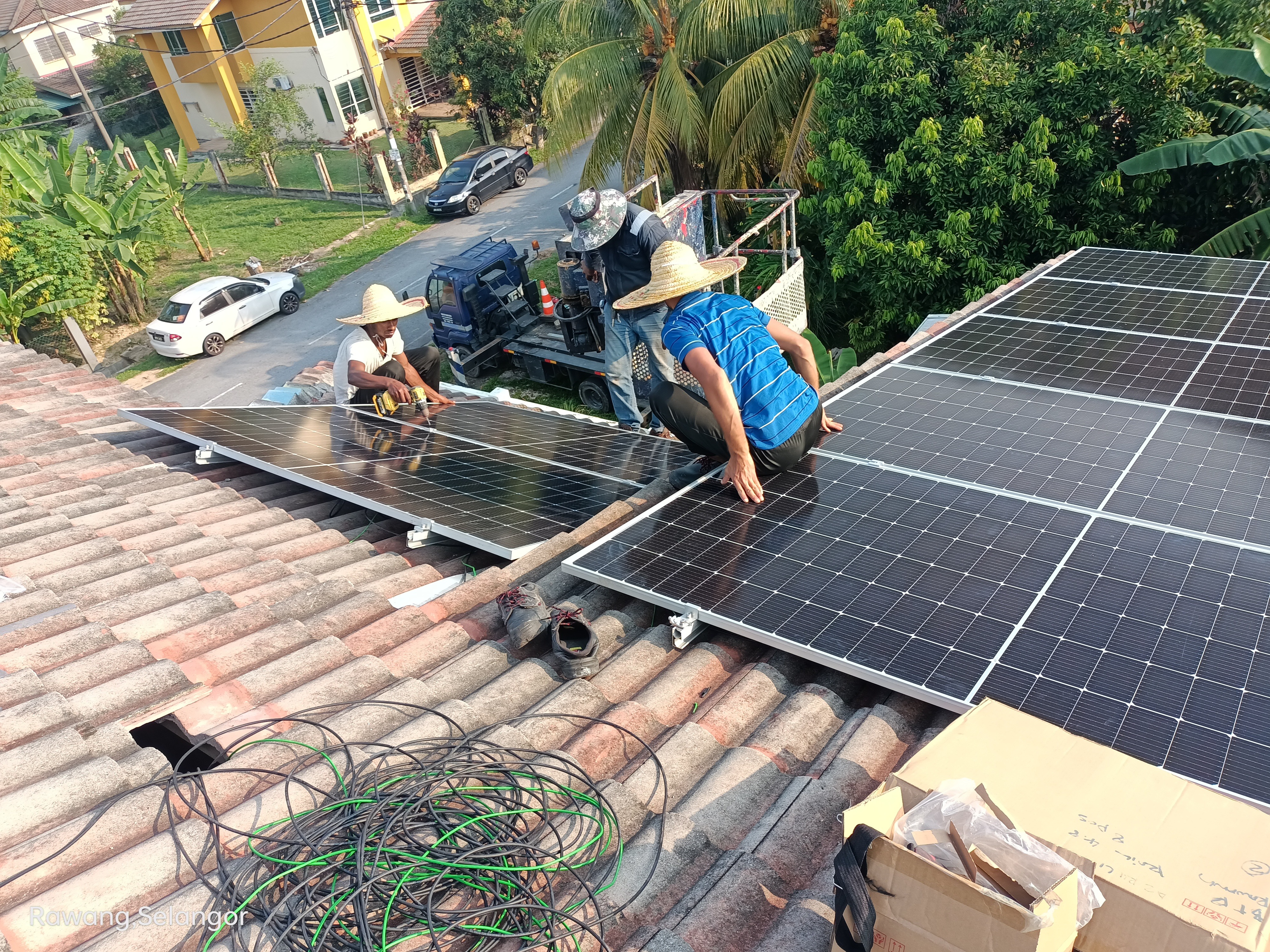 8.8KWP RESIDENTIAL SOLAR PANEL INSTALLATION