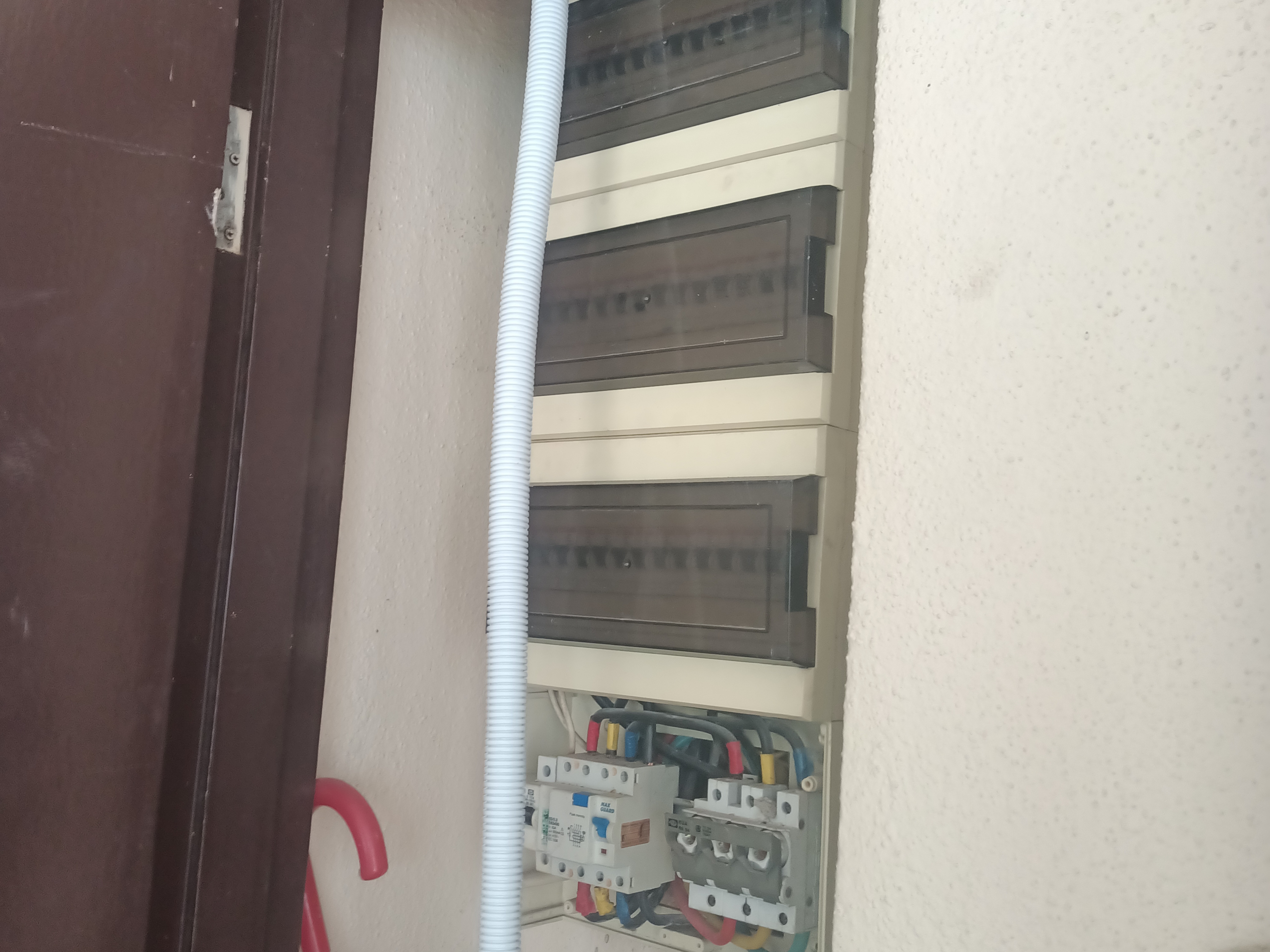 9.35KWP RESIDENTIAL SOLAR PANEL INSTALLATION