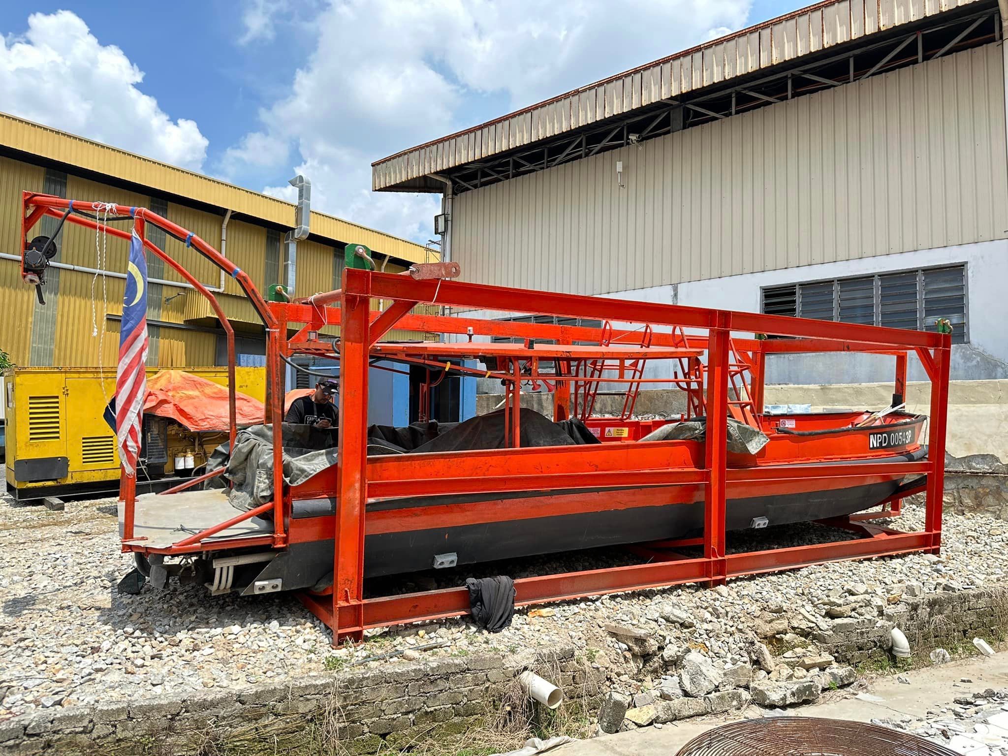 CRADLE BOAT FABRICATION