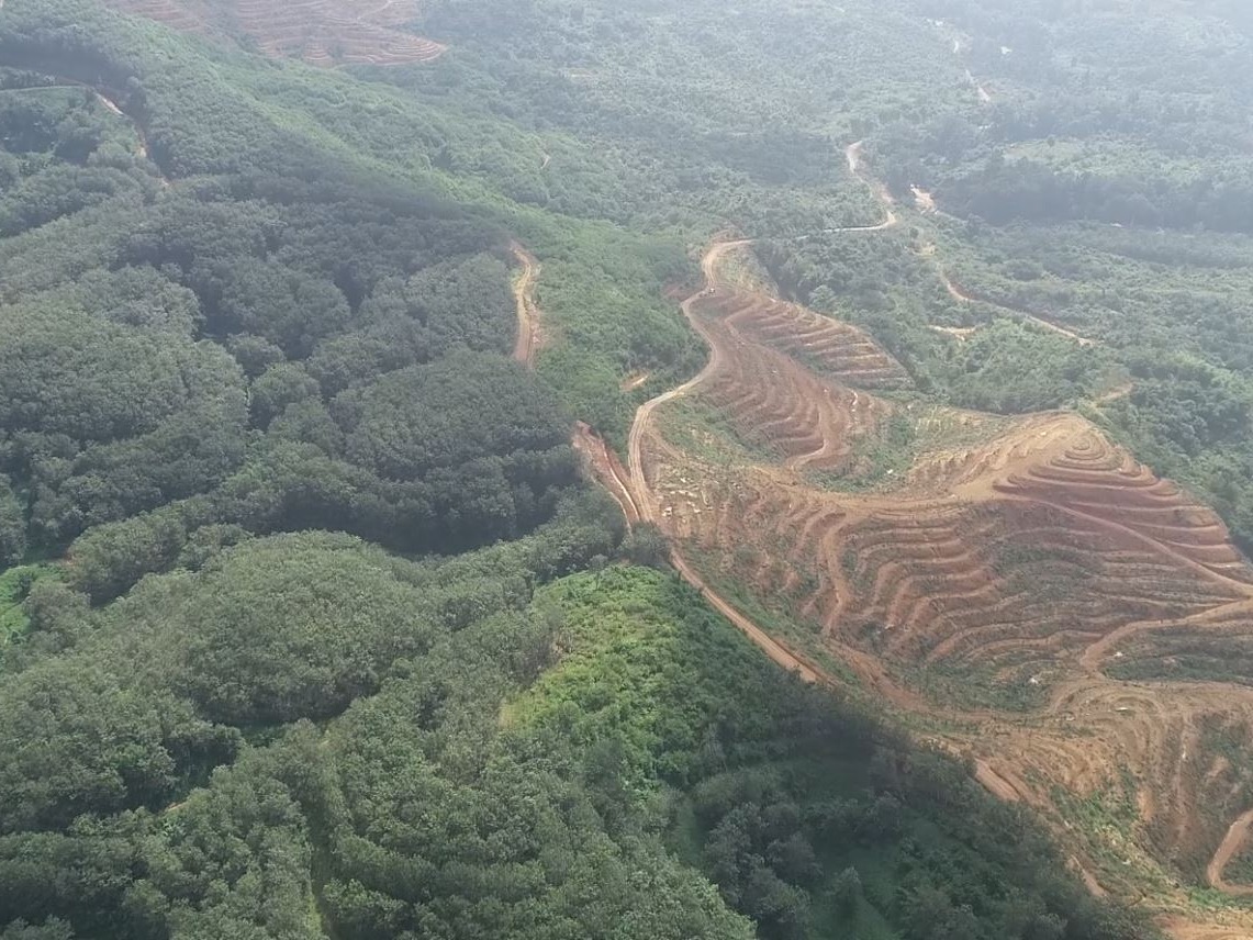 MELOMBONG BIJIH MANGANESE, RELAI, GUA MUSANG