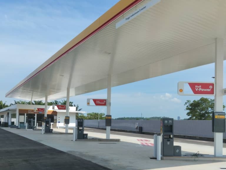NEW FUEL PUMP STATION