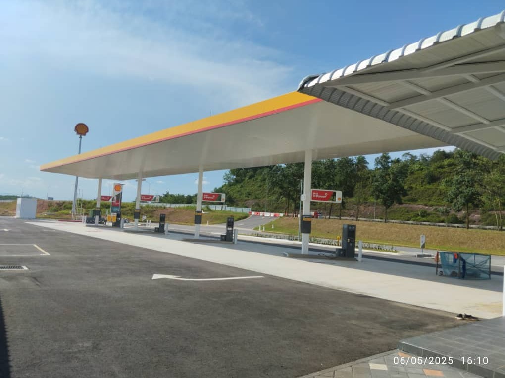 NEW FUEL PUMP STATION