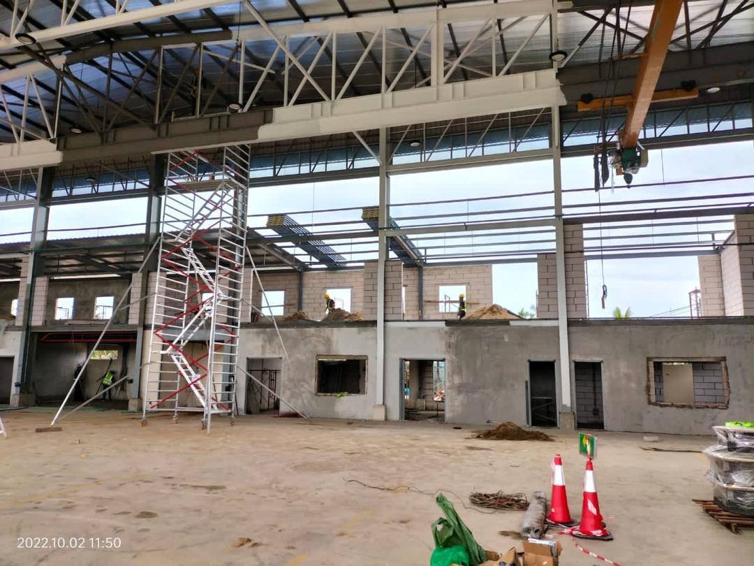 PENGUBAHSUAIAN HELICOPTER HANGAR