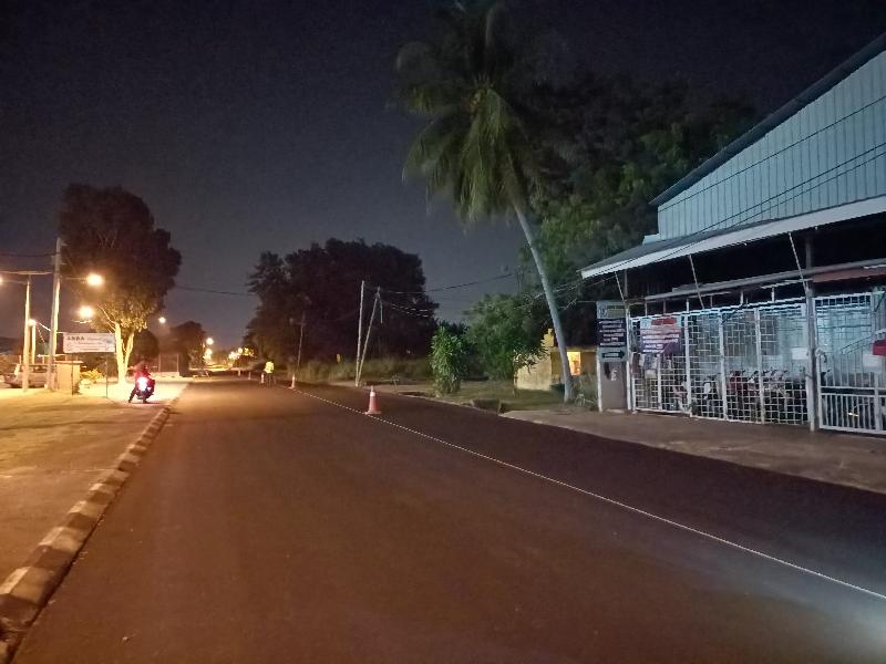 KERJA-KERJA MENGECAT GARISAN 