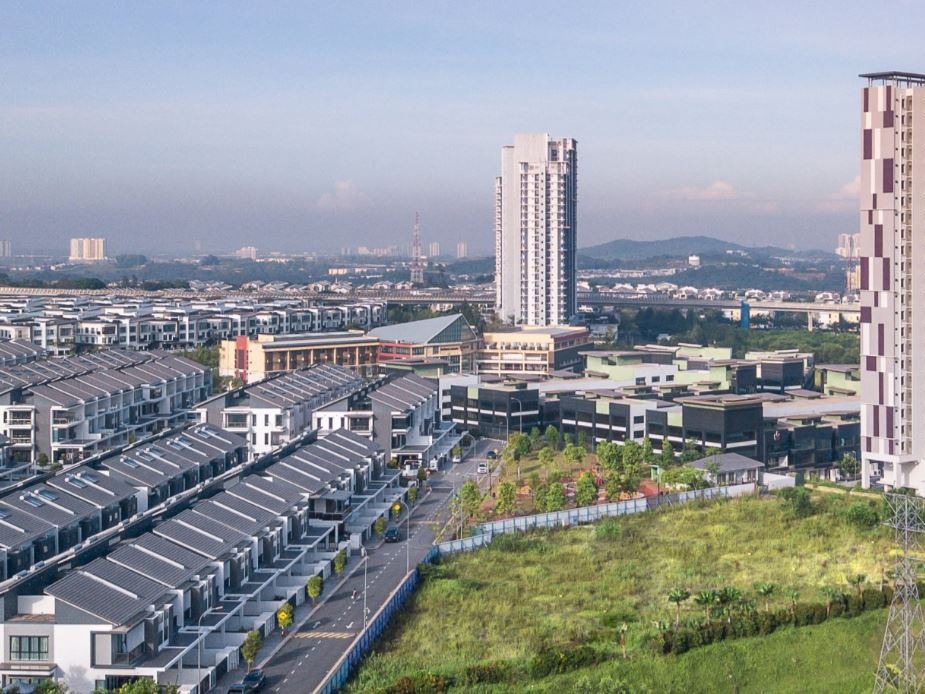 PEMBANGUNAN 2 BLOK PANGSAPURI, BANDAR SIERRA 16