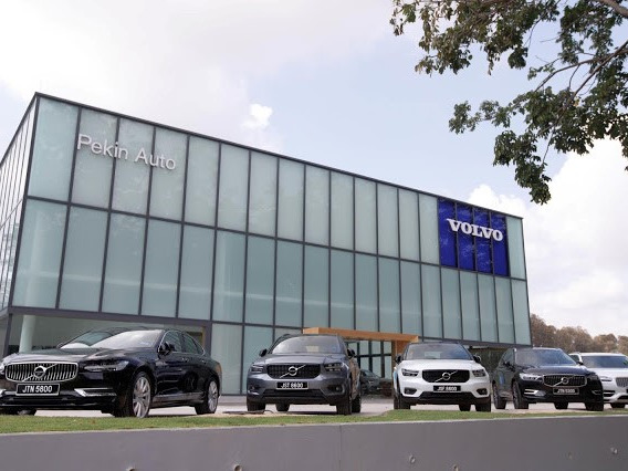 CAR SHOWROOM & SALES GALLERY