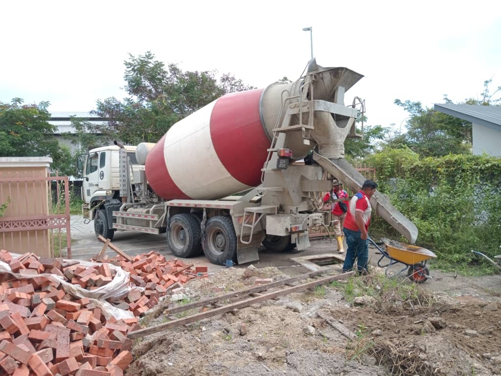 NAIKTARAF MAKMAL GEOKIMIA KOTA BHARU KELANTAN