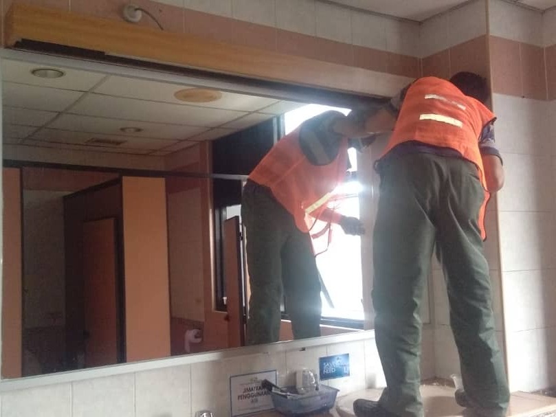 KERJA- KERJA CERMIN DI MATRADE