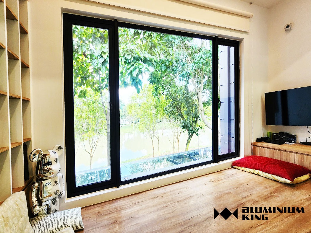 42SERIES MULTIPOINT CASEMENT WINDOW