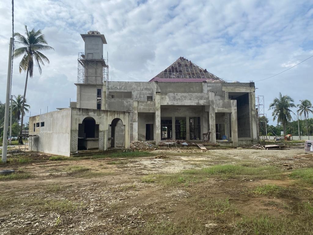 MEMBINA & MENYIAPKAN SEBUAH MASJID BARU 2 TINGKAT