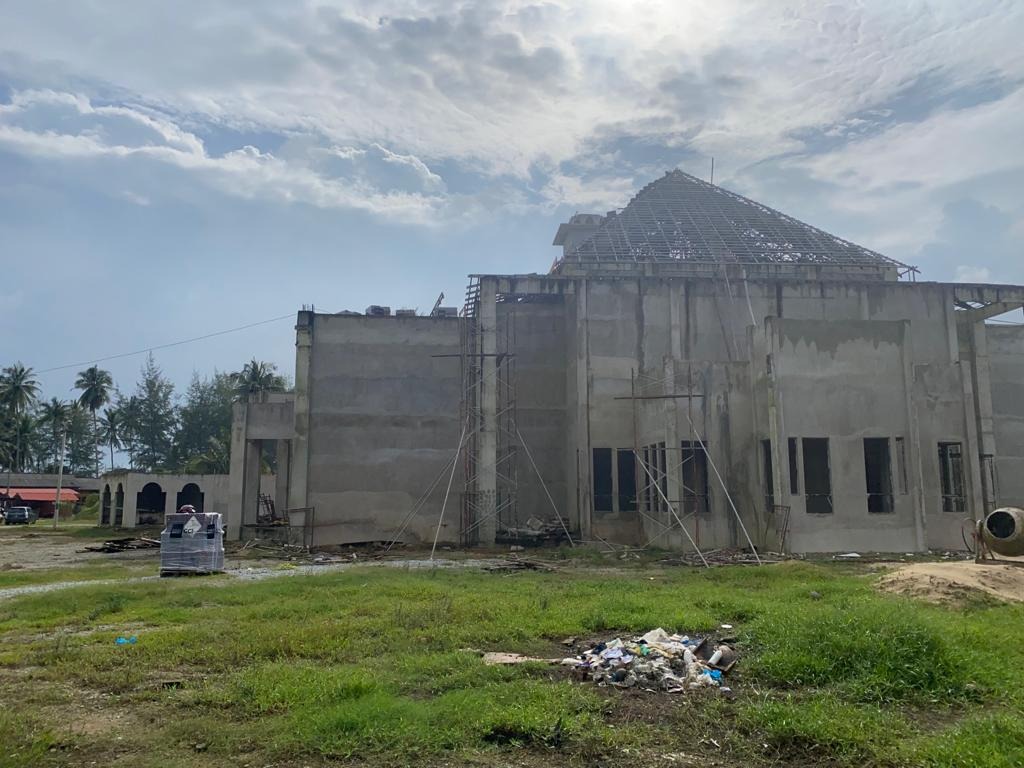 MEMBINA & MENYIAPKAN SEBUAH MASJID BARU 2 TINGKAT