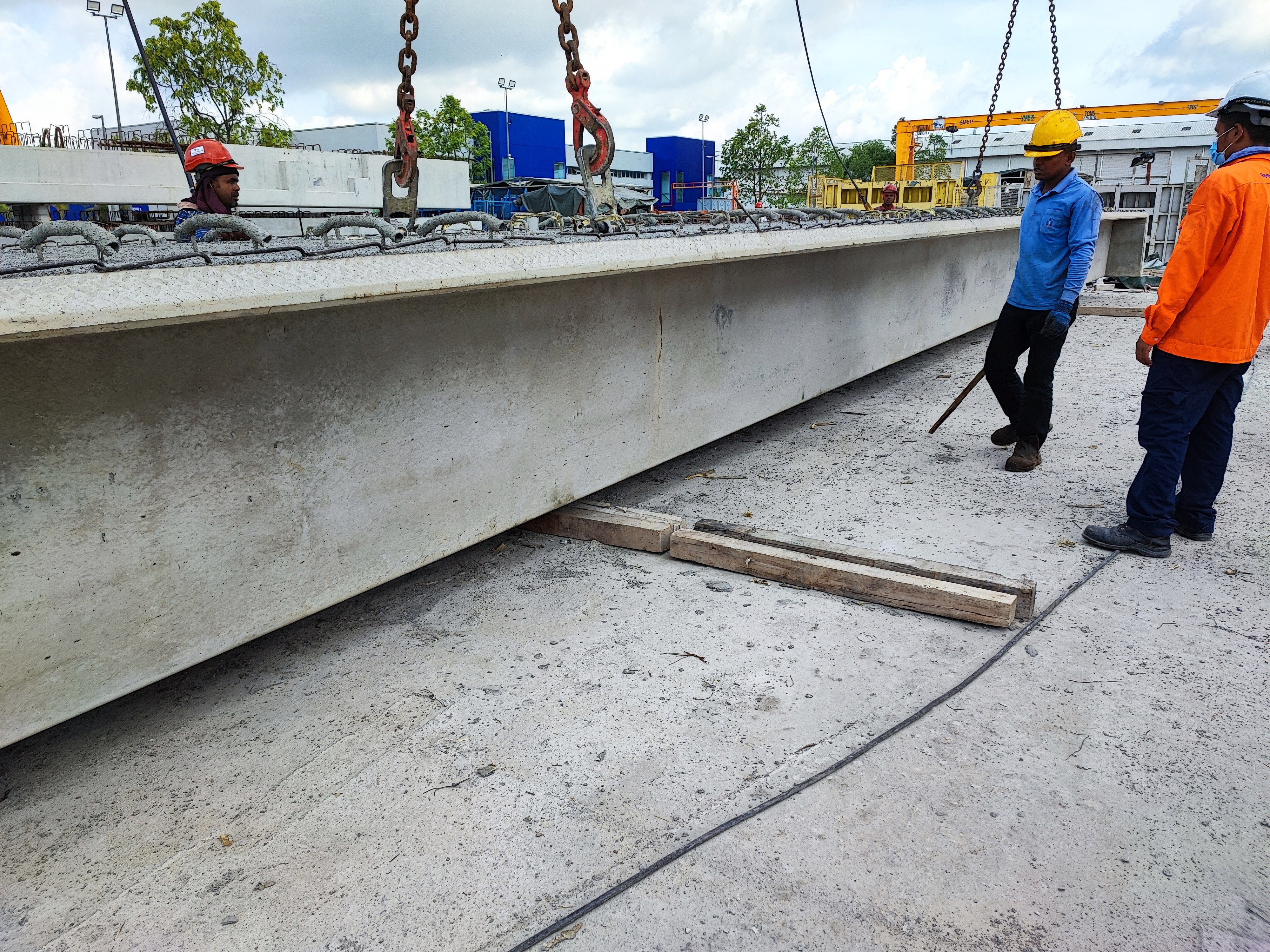 PRODUCTION OF PRECAST COMPONENT FOR LOCAL PROJECT