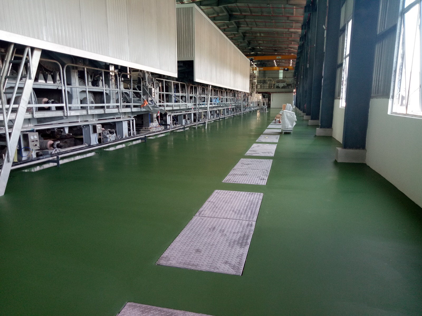 FLOOR
