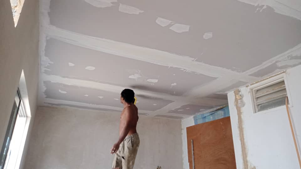 CEILING