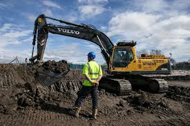 Slope and riverbank repair (Membaiki bali tebing runtuh)

