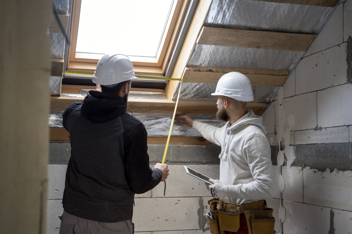 Building repair and refurbishment (Baikpulih bangunan)
