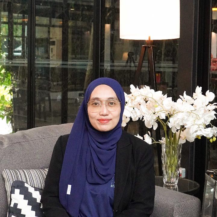 Adilah Azmi